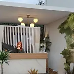 アパート Kapahi